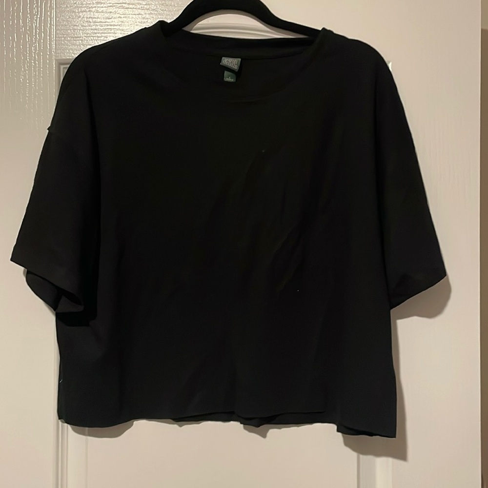 NWT Wild Fable Crop Top